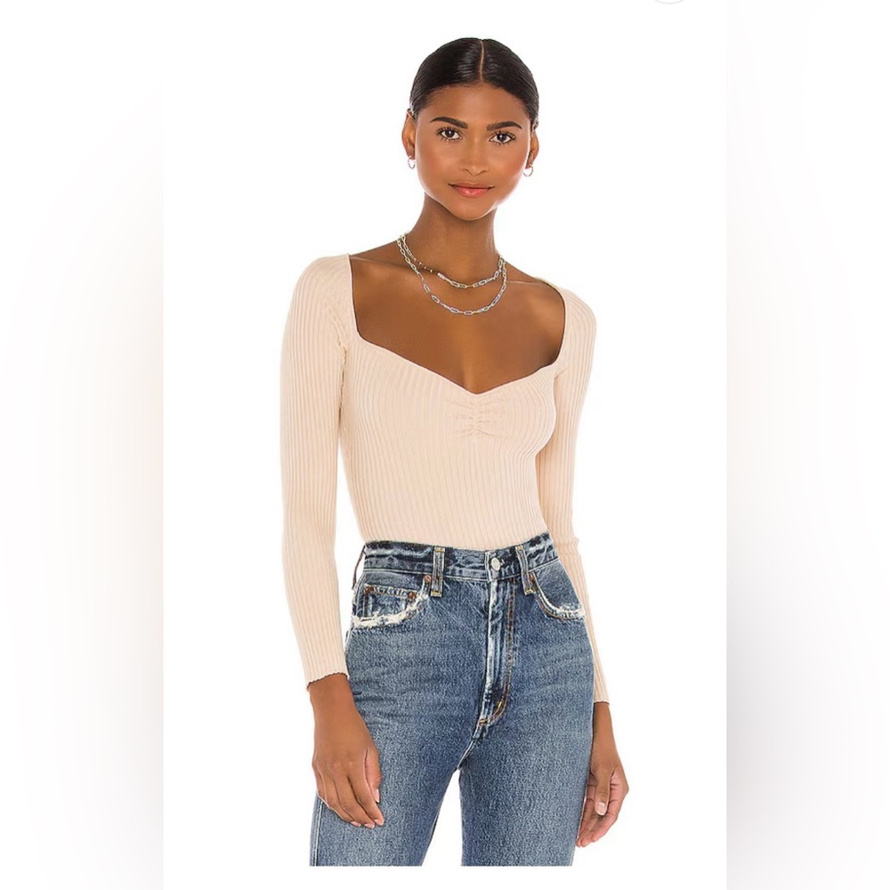Majorelle sweater in Almond